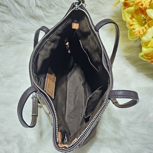 Coach Signature Tote brown/tan color - Picture 10 of 12